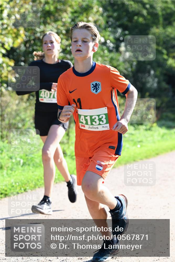 27.09.2026 - 35. Volkslauf durch das schöne Alstertal Dr. Thomas Lammeyer http://msf.ph/oto/10567871 27.09.2026 10:49:08 Laufen 407, 4133 meine-sportfotos.de
