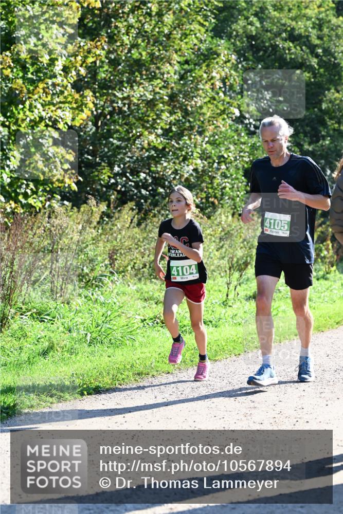 27.09.2026 - 35. Volkslauf durch das schöne Alstertal Dr. Thomas Lammeyer http://msf.ph/oto/10567894 27.09.2026 10:49:19 Laufen 4104, 4105 meine-sportfotos.de