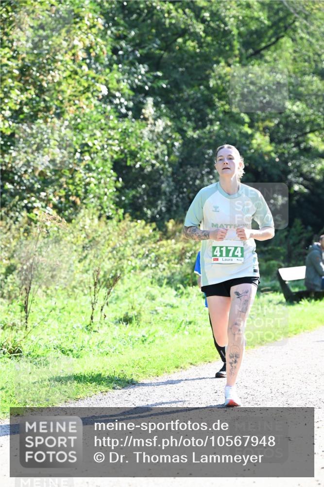 27.09.2026 - 35. Volkslauf durch das schöne Alstertal Dr. Thomas Lammeyer http://msf.ph/oto/10567948 27.09.2026 10:49:51 Laufen 4174 meine-sportfotos.de