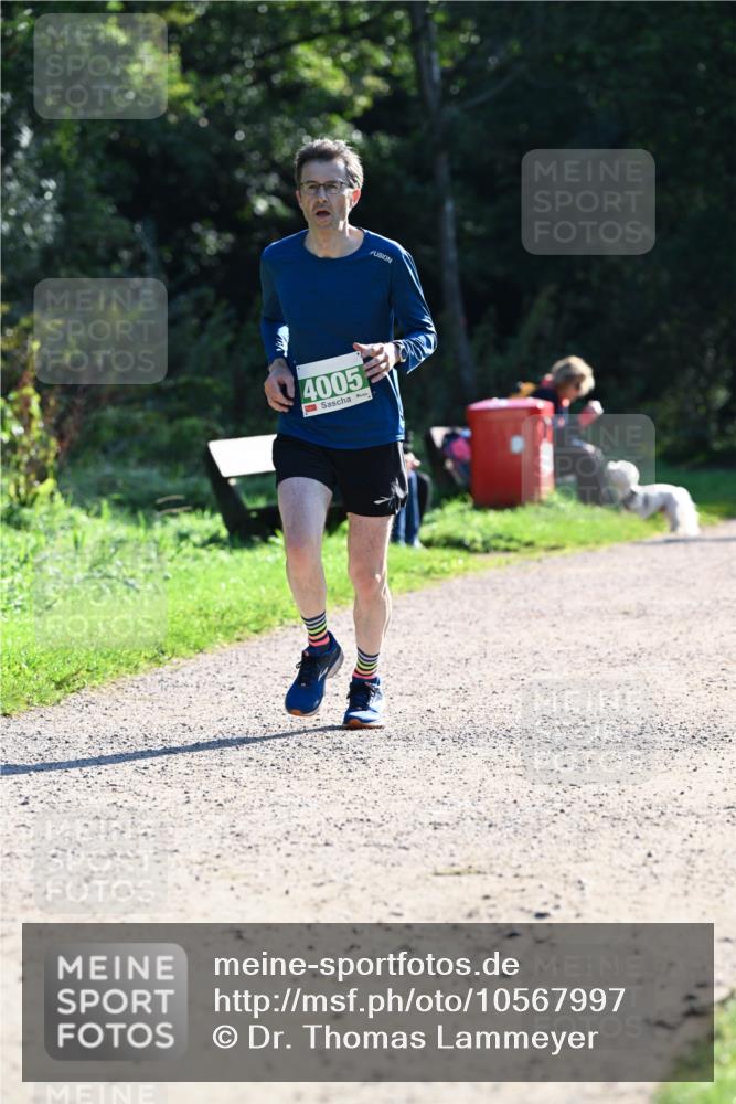 27.09.2026 - 35. Volkslauf durch das schöne Alstertal Dr. Thomas Lammeyer http://msf.ph/oto/10567997 27.09.2026 10:50:11 Laufen 4005 meine-sportfotos.de