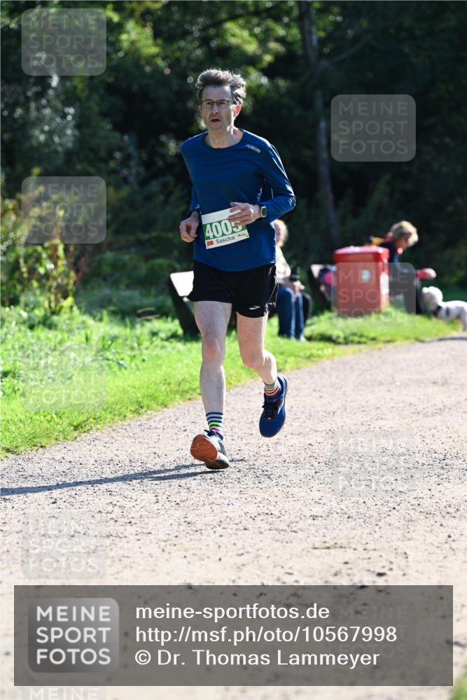 27.09.2026 - 35. Volkslauf durch das schöne Alstertal Dr. Thomas Lammeyer http://msf.ph/oto/10567998 27.09.2026 10:50:11 Laufen 4005 meine-sportfotos.de