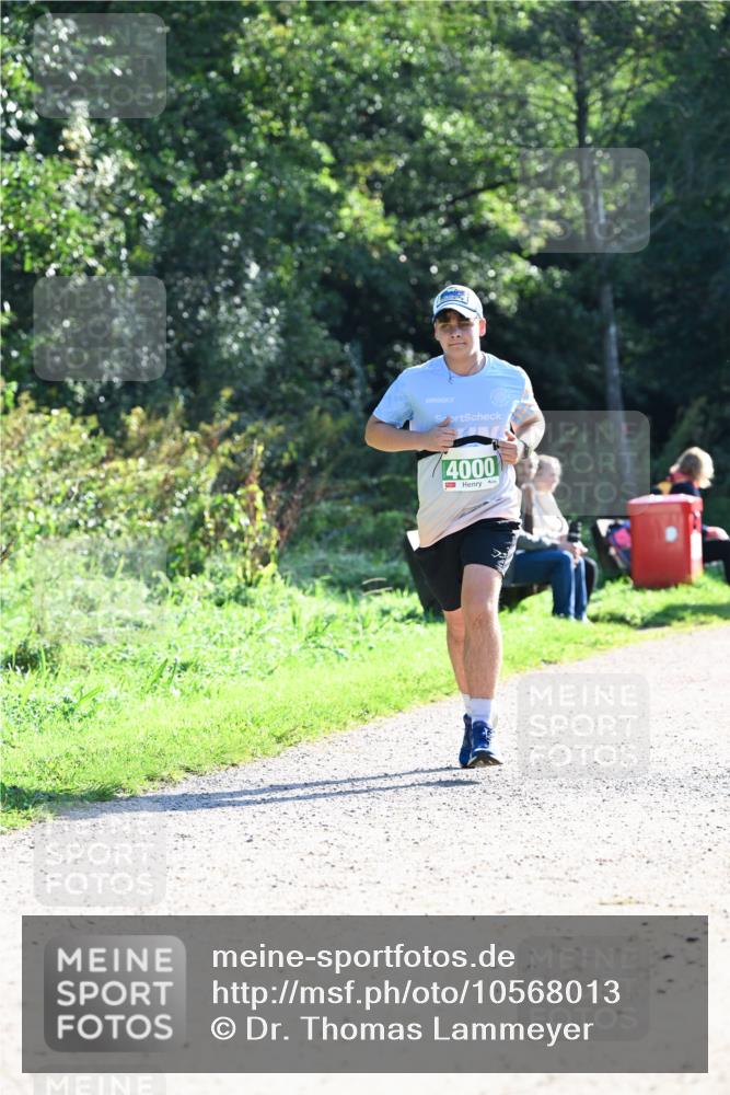 27.09.2026 - 35. Volkslauf durch das schöne Alstertal Dr. Thomas Lammeyer http://msf.ph/oto/10568013 27.09.2026 10:50:16 Laufen 4000 meine-sportfotos.de