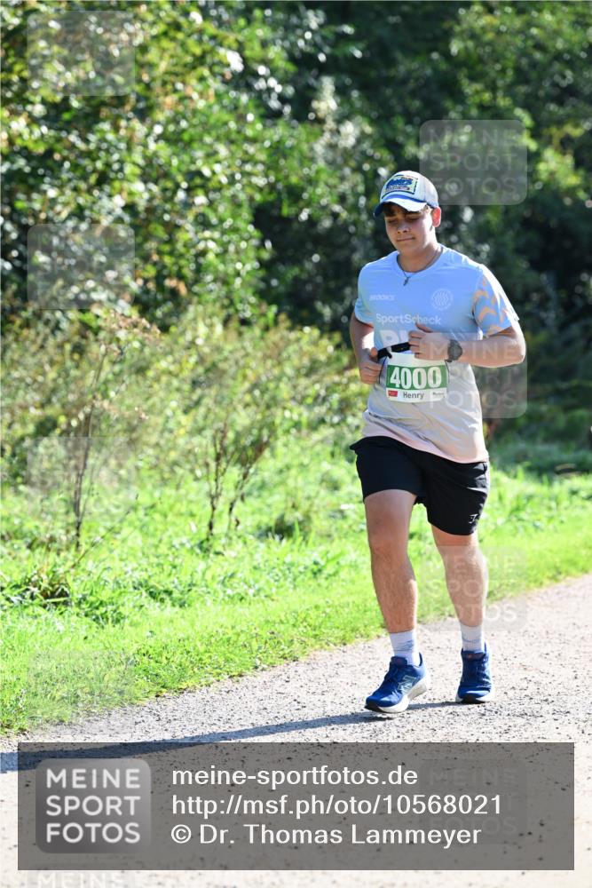 27.09.2026 - 35. Volkslauf durch das schöne Alstertal Dr. Thomas Lammeyer http://msf.ph/oto/10568021 27.09.2026 10:50:17 Laufen 4000 meine-sportfotos.de