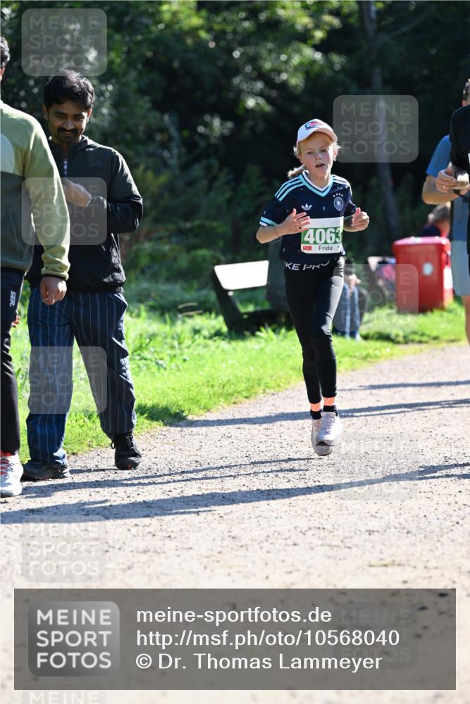 27.09.2026 - 35. Volkslauf durch das schöne Alstertal Dr. Thomas Lammeyer http://msf.ph/oto/10568040 27.09.2026 10:50:29 Laufen 14063 meine-sportfotos.de
