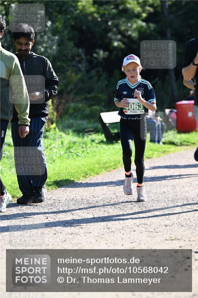 27.09.2026 - 35. Volkslauf durch das schöne Alstertal Dr. Thomas Lammeyer http://msf.ph/oto/10568042 27.09.2026 10:50:29 Laufen 4063 meine-sportfotos.de