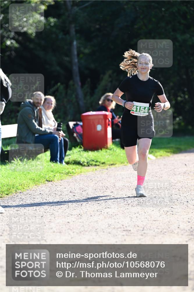 27.09.2026 - 35. Volkslauf durch das schöne Alstertal Dr. Thomas Lammeyer http://msf.ph/oto/10568076 27.09.2026 10:50:43 Laufen 4154 meine-sportfotos.de