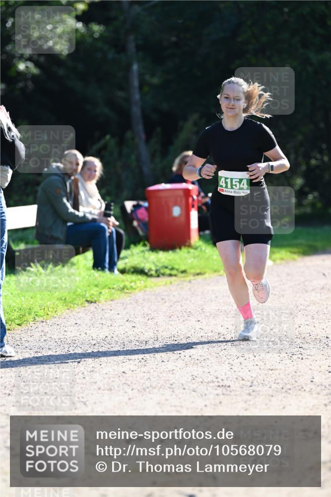 27.09.2026 - 35. Volkslauf durch das schöne Alstertal Dr. Thomas Lammeyer http://msf.ph/oto/10568079 27.09.2026 10:50:43 Laufen 4154 meine-sportfotos.de