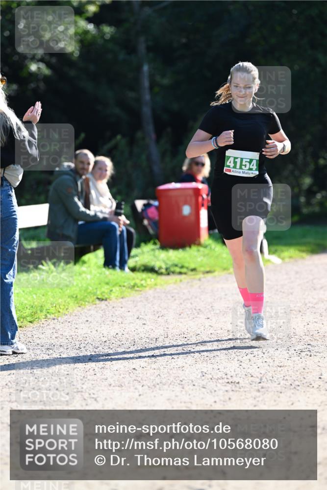 27.09.2026 - 35. Volkslauf durch das schöne Alstertal Dr. Thomas Lammeyer http://msf.ph/oto/10568080 27.09.2026 10:50:43 Laufen 4154 meine-sportfotos.de