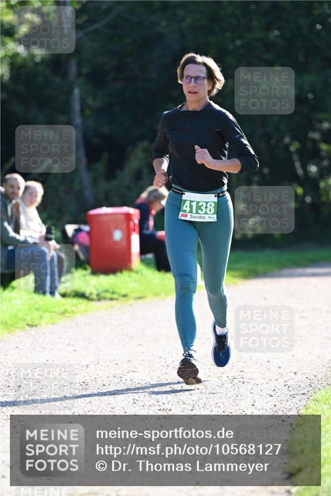 27.09.2026 - 35. Volkslauf durch das schöne Alstertal Dr. Thomas Lammeyer http://msf.ph/oto/10568127 27.09.2026 10:50:58 Laufen 4138 meine-sportfotos.de