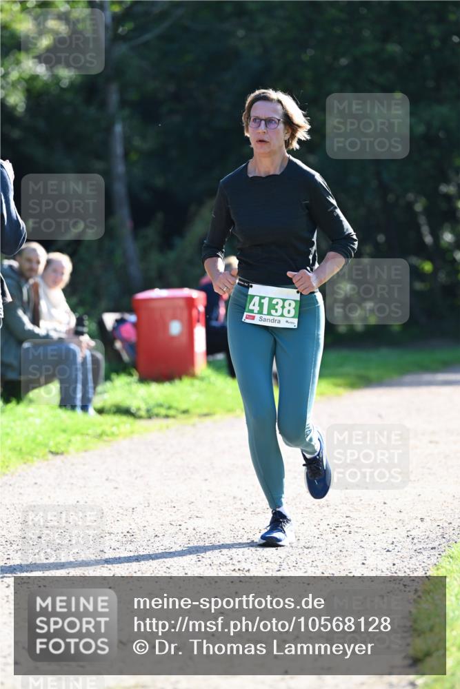 27.09.2026 - 35. Volkslauf durch das schöne Alstertal Dr. Thomas Lammeyer http://msf.ph/oto/10568128 27.09.2026 10:50:58 Laufen 4138 meine-sportfotos.de