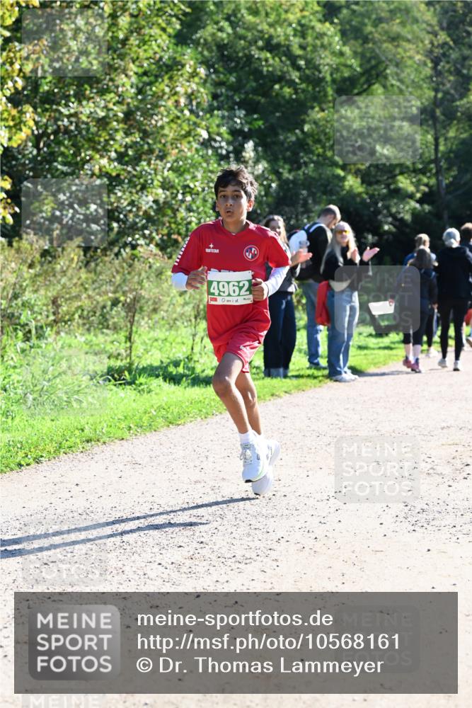 27.09.2026 - 35. Volkslauf durch das schöne Alstertal Dr. Thomas Lammeyer http://msf.ph/oto/10568161 27.09.2026 10:51:08 Laufen 4962 meine-sportfotos.de