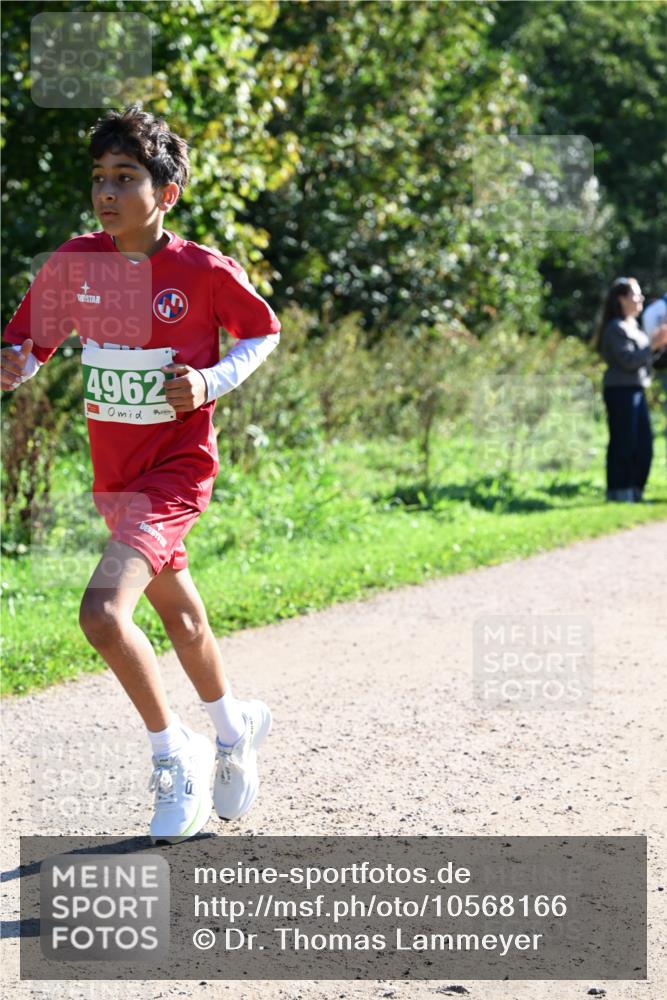 27.09.2026 - 35. Volkslauf durch das schöne Alstertal Dr. Thomas Lammeyer http://msf.ph/oto/10568166 27.09.2026 10:51:08 Laufen 4962 meine-sportfotos.de