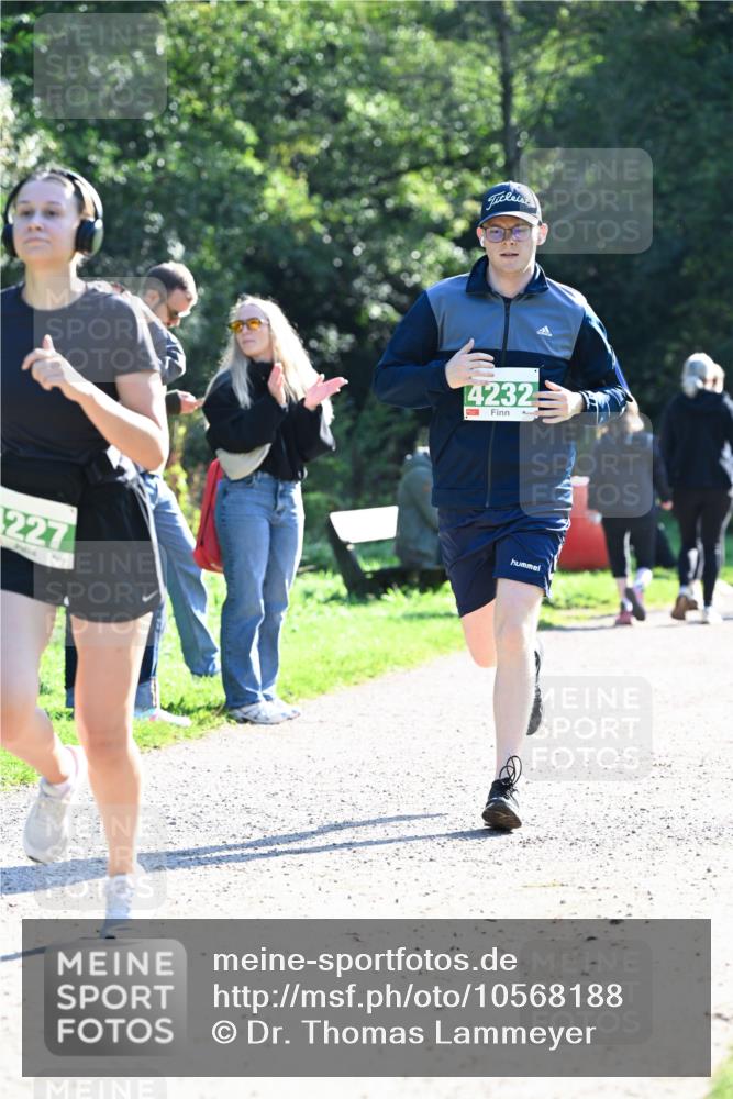 27.09.2026 - 35. Volkslauf durch das schöne Alstertal Dr. Thomas Lammeyer http://msf.ph/oto/10568188 27.09.2026 10:51:15 Laufen 227, 14232 meine-sportfotos.de