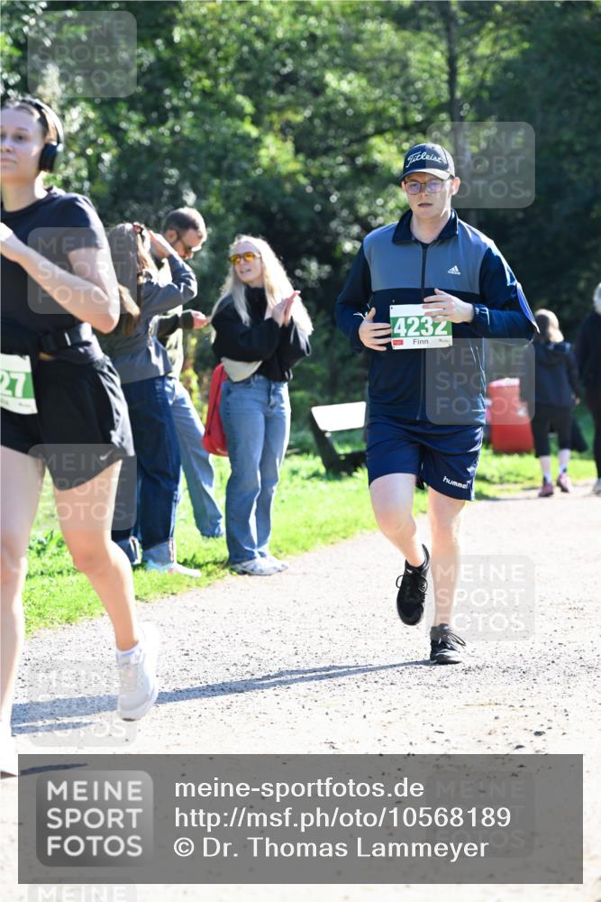 27.09.2026 - 35. Volkslauf durch das schöne Alstertal Dr. Thomas Lammeyer http://msf.ph/oto/10568189 27.09.2026 10:51:15 Laufen 27, 4232 meine-sportfotos.de