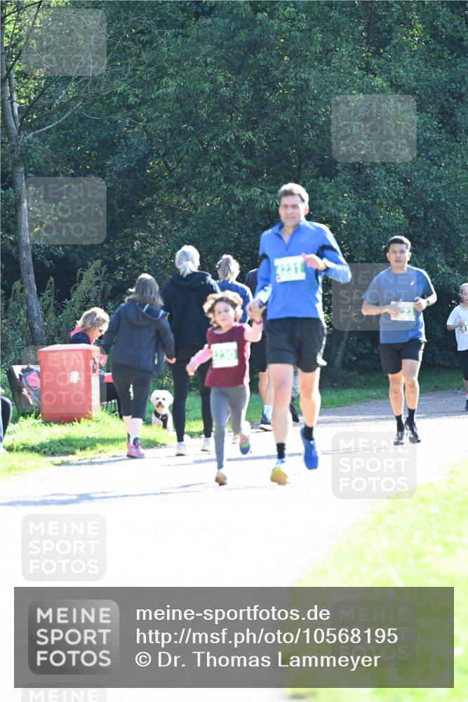 27.09.2026 - 35. Volkslauf durch das schöne Alstertal Dr. Thomas Lammeyer http://msf.ph/oto/10568195 27.09.2026 10:51:17 Laufen 4231 meine-sportfotos.de