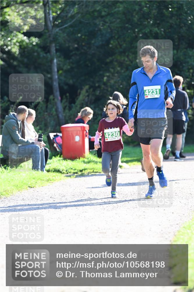 27.09.2026 - 35. Volkslauf durch das schöne Alstertal Dr. Thomas Lammeyer http://msf.ph/oto/10568198 27.09.2026 10:51:18 Laufen 4230, 4231 meine-sportfotos.de