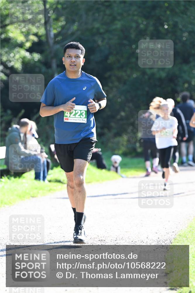27.09.2026 - 35. Volkslauf durch das schöne Alstertal Dr. Thomas Lammeyer http://msf.ph/oto/10568222 27.09.2026 10:51:21 Laufen 4223 meine-sportfotos.de