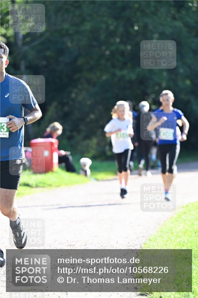 27.09.2026 - 35. Volkslauf durch das schöne Alstertal Dr. Thomas Lammeyer http://msf.ph/oto/10568226 27.09.2026 10:51:22 Laufen 3 meine-sportfotos.de