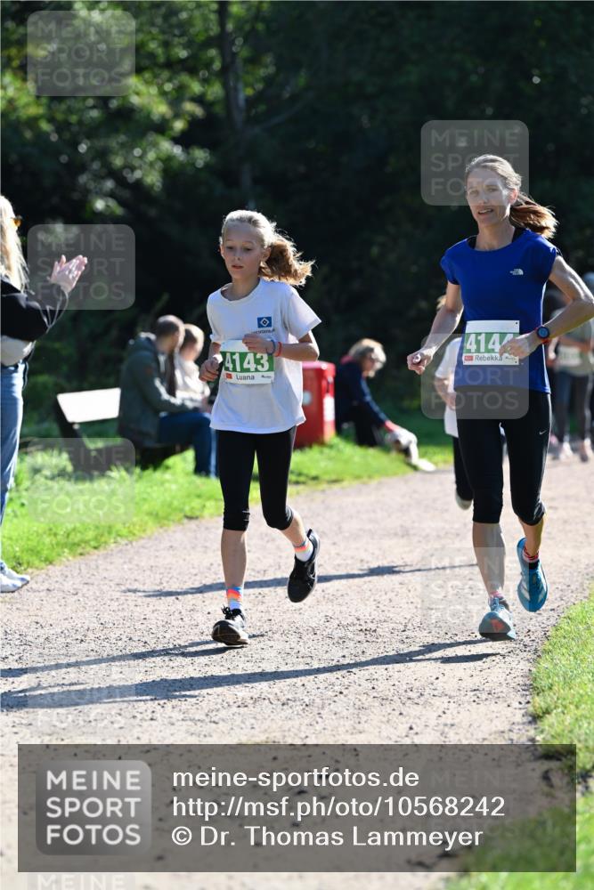 27.09.2026 - 35. Volkslauf durch das schöne Alstertal Dr. Thomas Lammeyer http://msf.ph/oto/10568242 27.09.2026 10:51:25 Laufen 414, 4143 meine-sportfotos.de