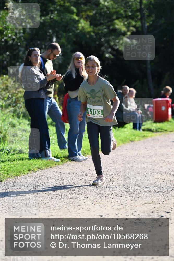 27.09.2026 - 35. Volkslauf durch das schöne Alstertal Dr. Thomas Lammeyer http://msf.ph/oto/10568268 27.09.2026 10:51:31 Laufen 4103 meine-sportfotos.de