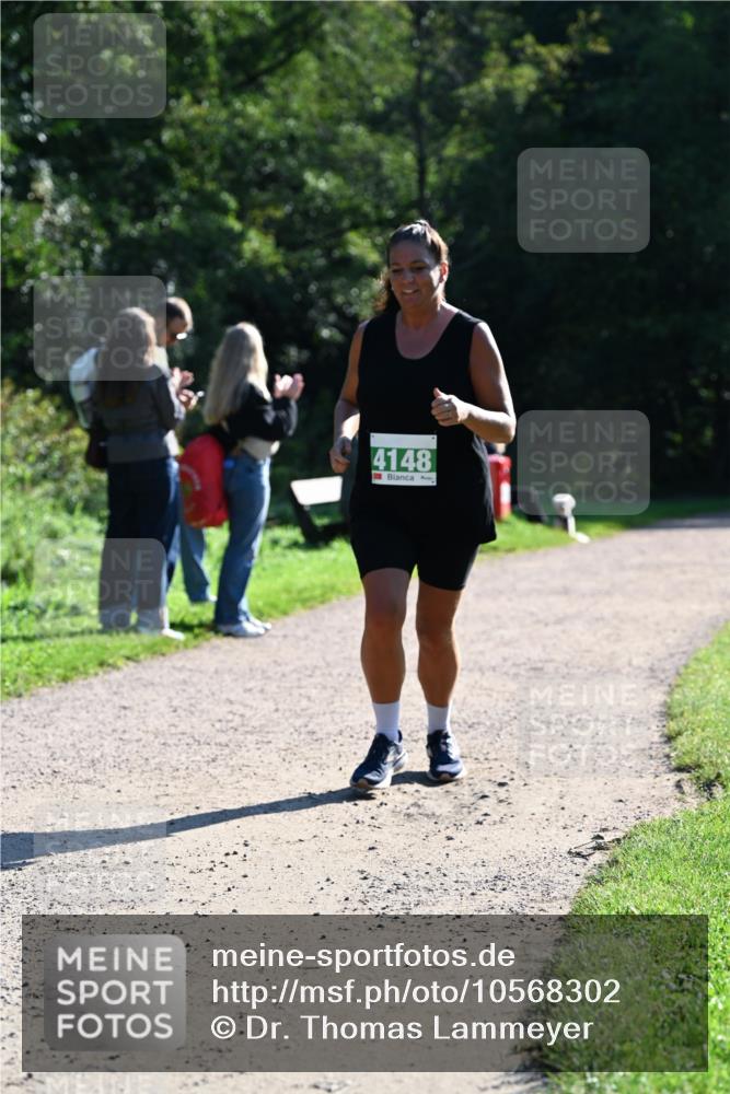 27.09.2026 - 35. Volkslauf durch das schöne Alstertal Dr. Thomas Lammeyer http://msf.ph/oto/10568302 27.09.2026 10:51:38 Laufen 4148 meine-sportfotos.de