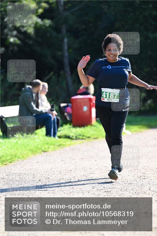 27.09.2026 - 35. Volkslauf durch das schöne Alstertal Dr. Thomas Lammeyer http://msf.ph/oto/10568319 27.09.2026 10:51:46 Laufen 4187 meine-sportfotos.de