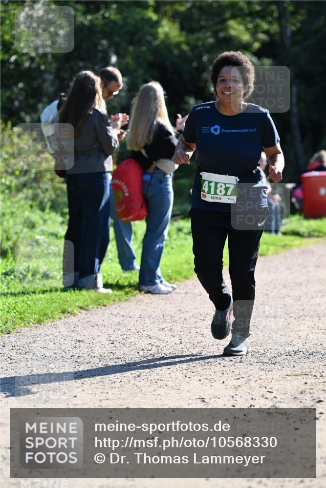 27.09.2026 - 35. Volkslauf durch das schöne Alstertal Dr. Thomas Lammeyer http://msf.ph/oto/10568330 27.09.2026 10:51:48 Laufen 4187 meine-sportfotos.de