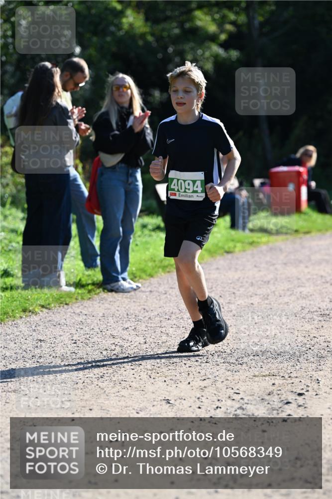 27.09.2026 - 35. Volkslauf durch das schöne Alstertal Dr. Thomas Lammeyer http://msf.ph/oto/10568349 27.09.2026 10:51:52 Laufen 4094 meine-sportfotos.de