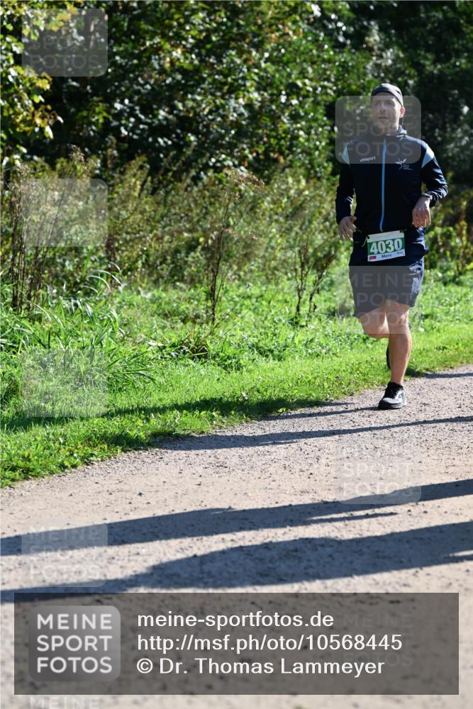27.09.2026 - 35. Volkslauf durch das schöne Alstertal Dr. Thomas Lammeyer http://msf.ph/oto/10568445 27.09.2026 10:52:49 Laufen 4030 meine-sportfotos.de