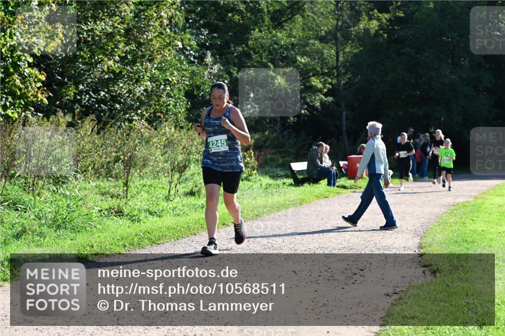 27.09.2026 - 35. Volkslauf durch das schöne Alstertal Dr. Thomas Lammeyer http://msf.ph/oto/10568511 27.09.2026 10:53:16 Laufen 4245 meine-sportfotos.de