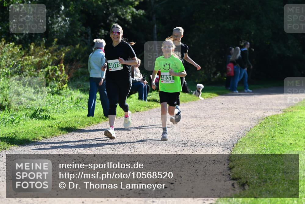 27.09.2026 - 35. Volkslauf durch das schöne Alstertal Dr. Thomas Lammeyer http://msf.ph/oto/10568520 27.09.2026 10:53:19 Laufen 4078, 4031 meine-sportfotos.de