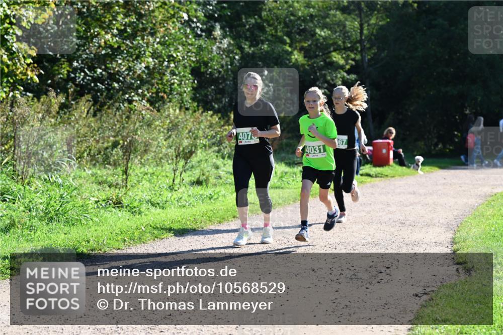 27.09.2026 - 35. Volkslauf durch das schöne Alstertal Dr. Thomas Lammeyer http://msf.ph/oto/10568529 27.09.2026 10:53:21 Laufen 407, 4031, 67 meine-sportfotos.de