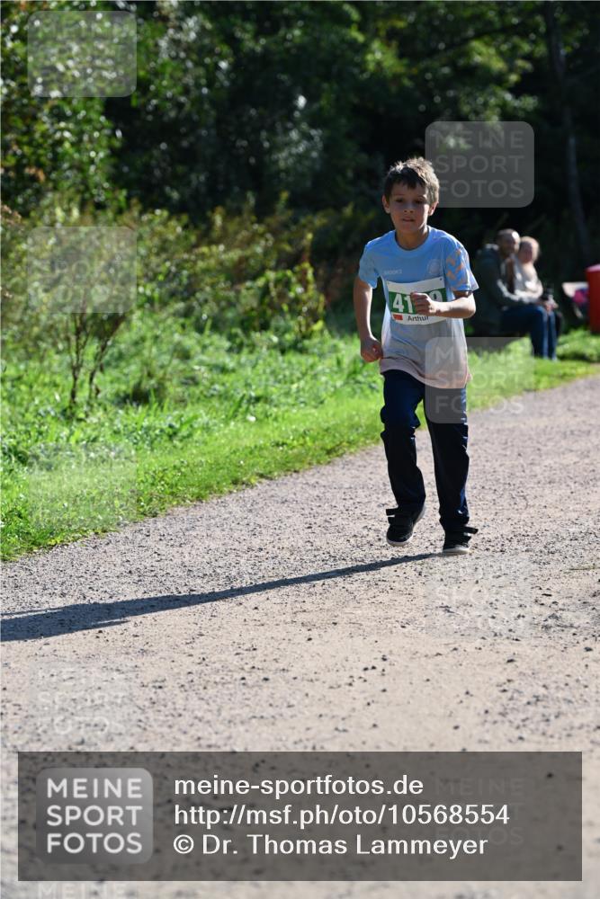 27.09.2026 - 35. Volkslauf durch das schöne Alstertal Dr. Thomas Lammeyer http://msf.ph/oto/10568554 27.09.2026 10:53:38 Laufen 41 meine-sportfotos.de