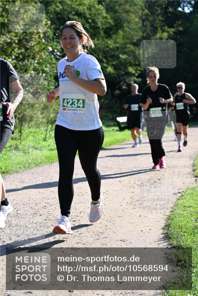 27.09.2026 - 35. Volkslauf durch das schöne Alstertal Dr. Thomas Lammeyer http://msf.ph/oto/10568594 27.09.2026 10:53:51 Laufen 4234, 4185 meine-sportfotos.de