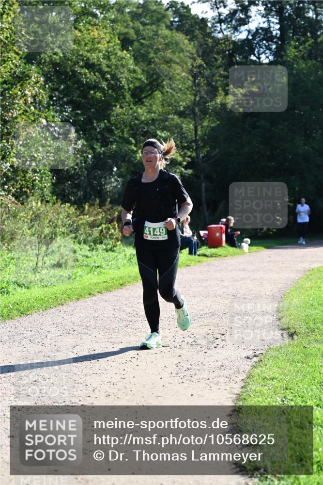 27.09.2026 - 35. Volkslauf durch das schöne Alstertal Dr. Thomas Lammeyer http://msf.ph/oto/10568625 27.09.2026 10:54:01 Laufen 4149 meine-sportfotos.de