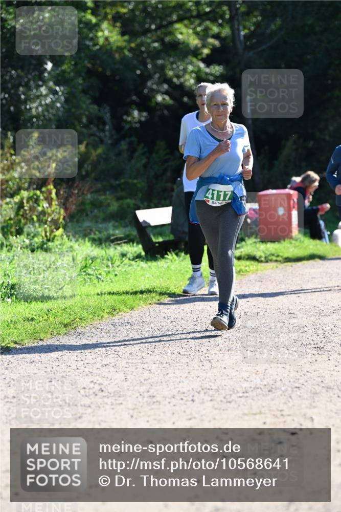 27.09.2026 - 35. Volkslauf durch das schöne Alstertal Dr. Thomas Lammeyer http://msf.ph/oto/10568641 27.09.2026 10:54:08 Laufen 4117 meine-sportfotos.de