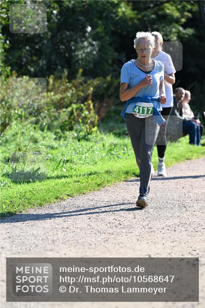 27.09.2026 - 35. Volkslauf durch das schöne Alstertal Dr. Thomas Lammeyer http://msf.ph/oto/10568647 27.09.2026 10:54:09 Laufen 4117 meine-sportfotos.de