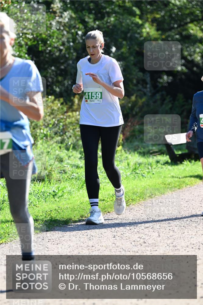 27.09.2026 - 35. Volkslauf durch das schöne Alstertal Dr. Thomas Lammeyer http://msf.ph/oto/10568656 27.09.2026 10:54:11 Laufen 4159 meine-sportfotos.de