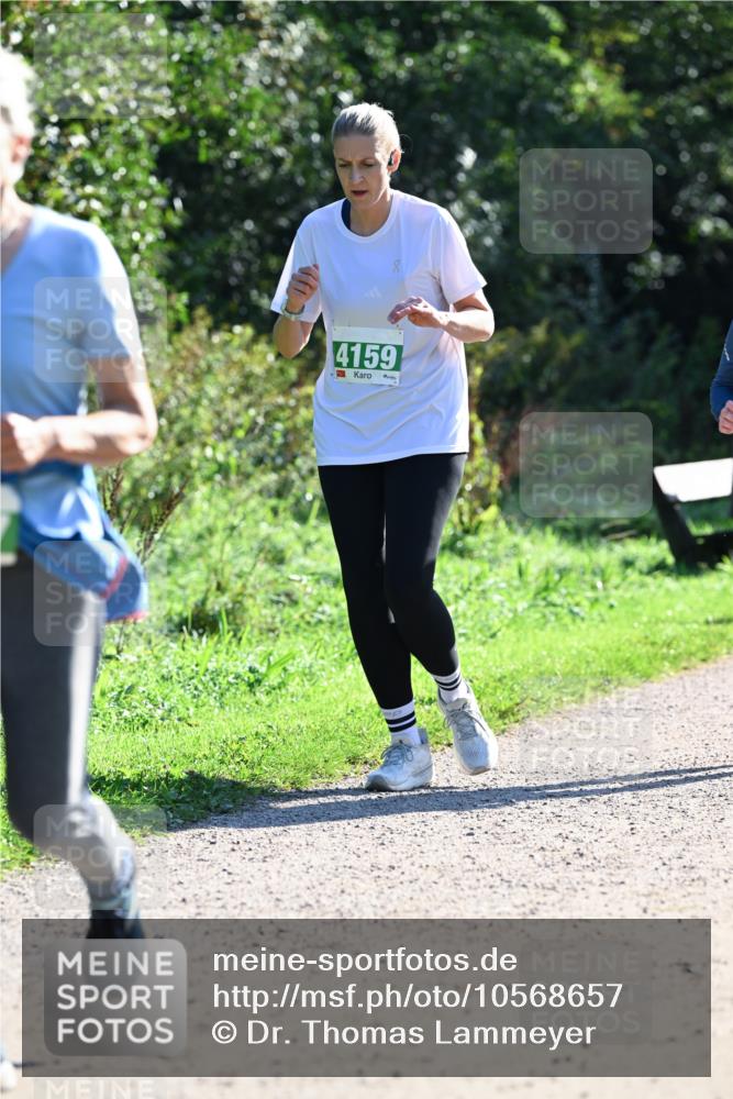 27.09.2026 - 35. Volkslauf durch das schöne Alstertal Dr. Thomas Lammeyer http://msf.ph/oto/10568657 27.09.2026 10:54:11 Laufen 4159 meine-sportfotos.de