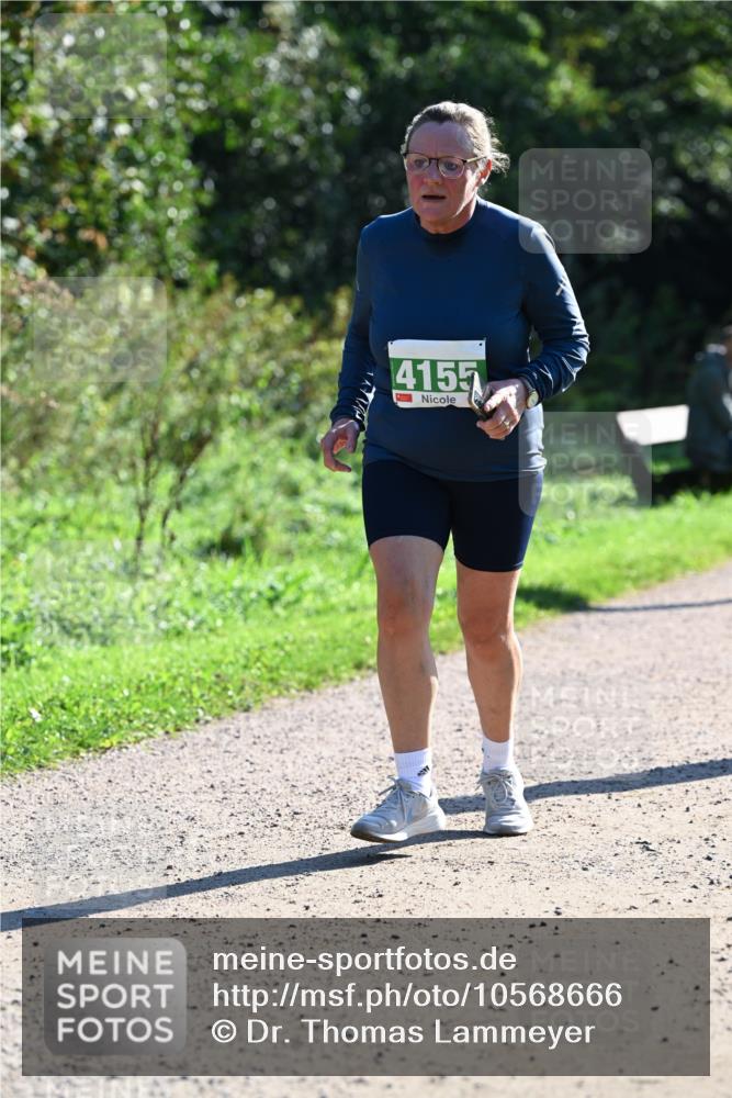 27.09.2026 - 35. Volkslauf durch das schöne Alstertal Dr. Thomas Lammeyer http://msf.ph/oto/10568666 27.09.2026 10:54:13 Laufen 4155 meine-sportfotos.de