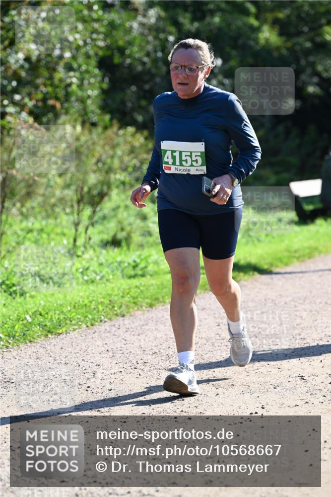 27.09.2026 - 35. Volkslauf durch das schöne Alstertal Dr. Thomas Lammeyer http://msf.ph/oto/10568667 27.09.2026 10:54:13 Laufen 4155 meine-sportfotos.de