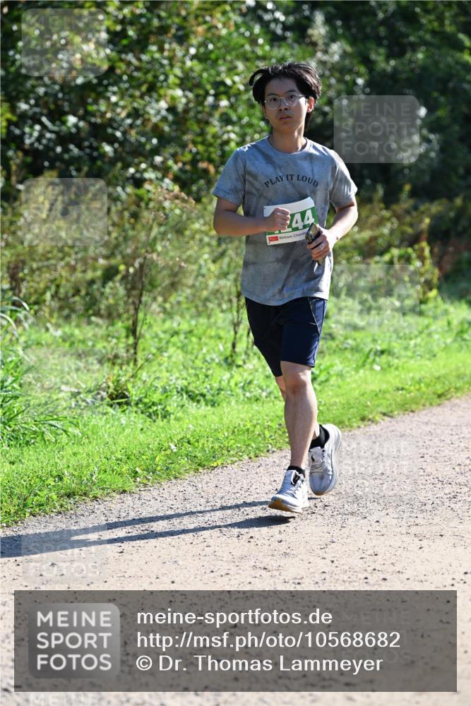 27.09.2026 - 35. Volkslauf durch das schöne Alstertal Dr. Thomas Lammeyer http://msf.ph/oto/10568682 27.09.2026 10:54:16 Laufen 344 meine-sportfotos.de