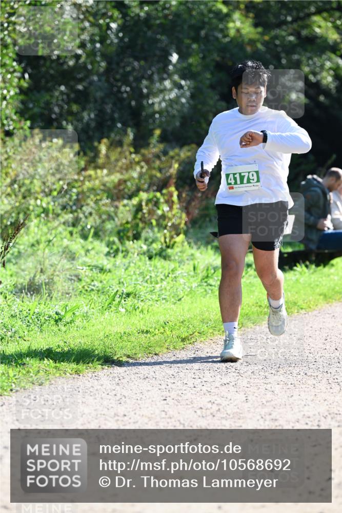 27.09.2026 - 35. Volkslauf durch das schöne Alstertal Dr. Thomas Lammeyer http://msf.ph/oto/10568692 27.09.2026 10:54:24 Laufen 4179 meine-sportfotos.de