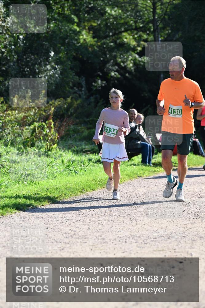 27.09.2026 - 35. Volkslauf durch das schöne Alstertal Dr. Thomas Lammeyer http://msf.ph/oto/10568713 27.09.2026 10:54:29 Laufen 4134, 4130 meine-sportfotos.de