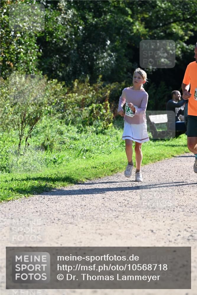 27.09.2026 - 35. Volkslauf durch das schöne Alstertal Dr. Thomas Lammeyer http://msf.ph/oto/10568718 27.09.2026 10:54:29 Laufen  meine-sportfotos.de