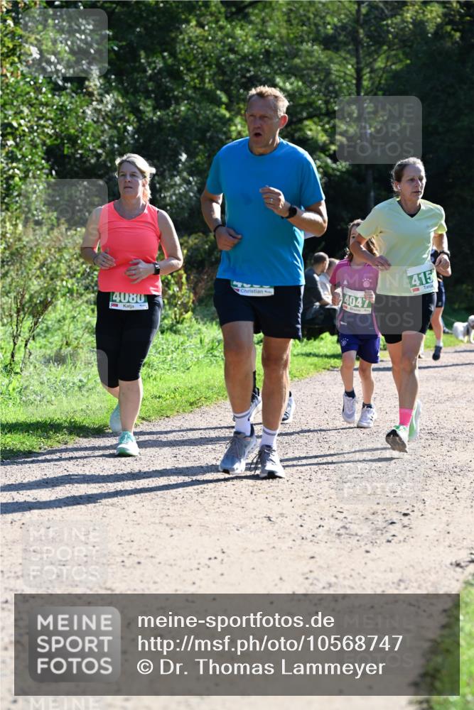 27.09.2026 - 35. Volkslauf durch das schöne Alstertal Dr. Thomas Lammeyer http://msf.ph/oto/10568747 27.09.2026 10:54:34 Laufen 14080, 4047, 415 meine-sportfotos.de