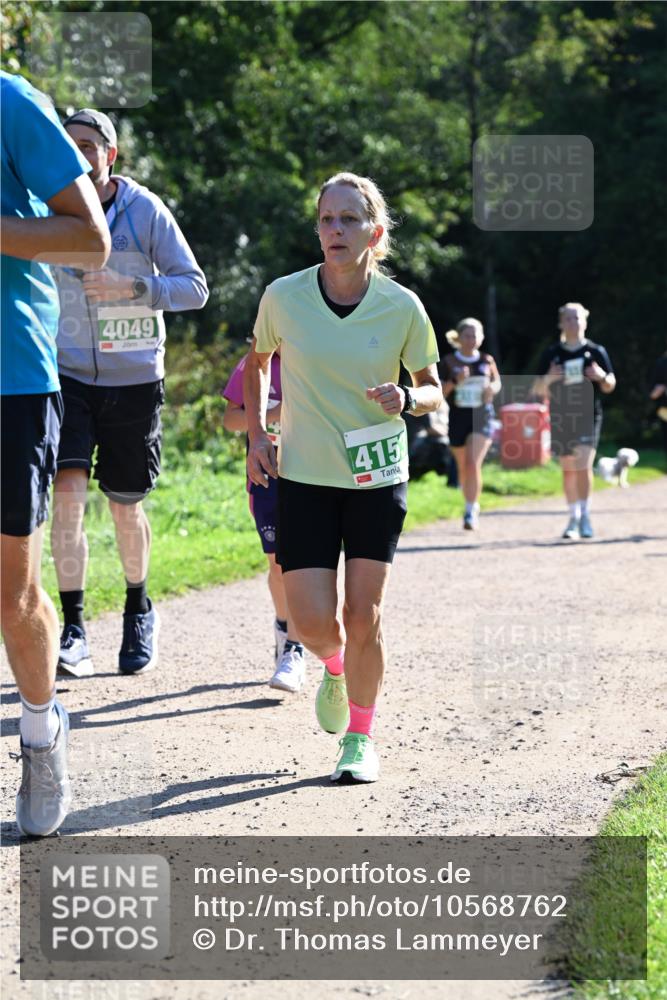 27.09.2026 - 35. Volkslauf durch das schöne Alstertal Dr. Thomas Lammeyer http://msf.ph/oto/10568762 27.09.2026 10:54:36 Laufen 4049, 415 meine-sportfotos.de