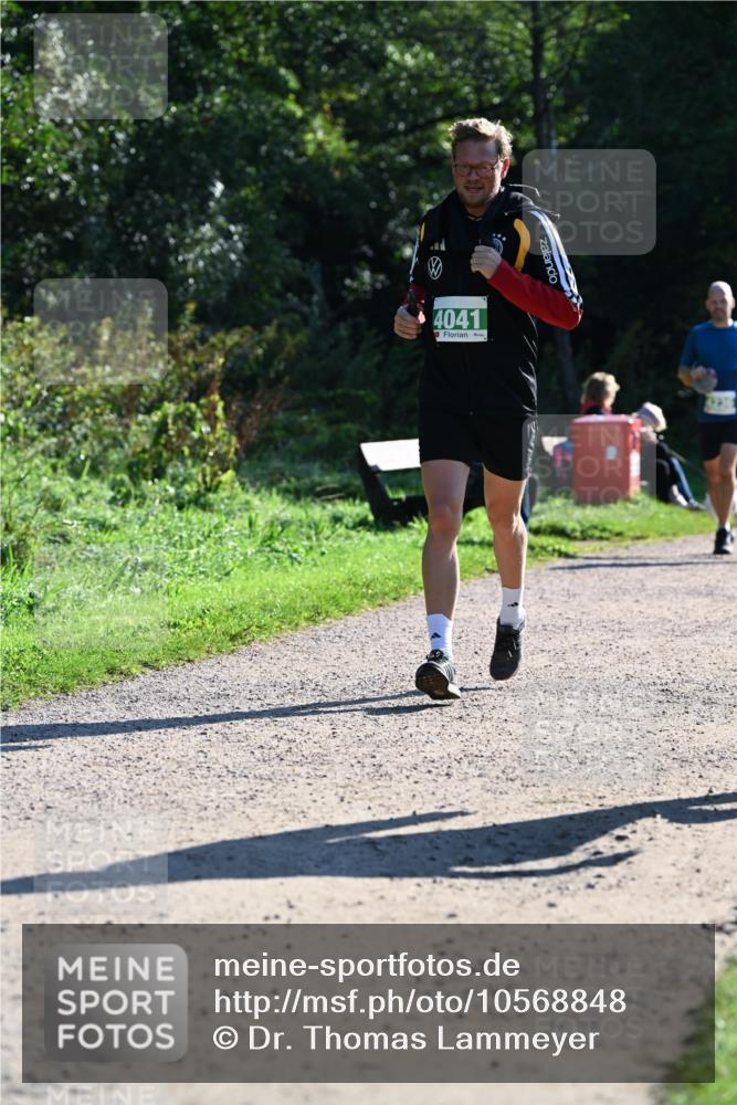 27.09.2026 - 35. Volkslauf durch das schöne Alstertal Dr. Thomas Lammeyer http://msf.ph/oto/10568848 27.09.2026 10:55:04 Laufen 4041 meine-sportfotos.de
