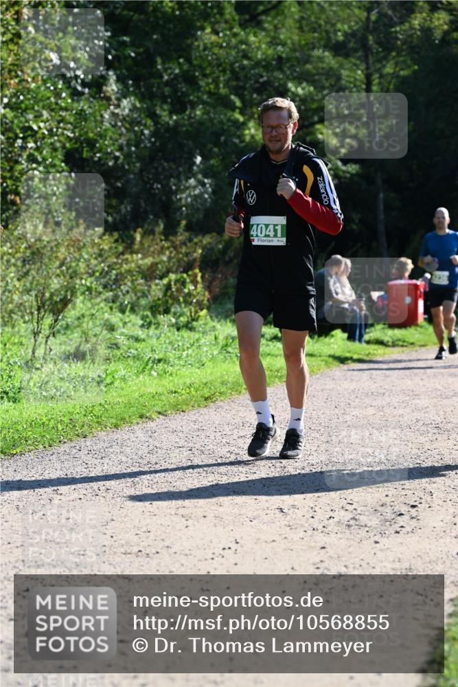 27.09.2026 - 35. Volkslauf durch das schöne Alstertal Dr. Thomas Lammeyer http://msf.ph/oto/10568855 27.09.2026 10:55:04 Laufen 4041 meine-sportfotos.de