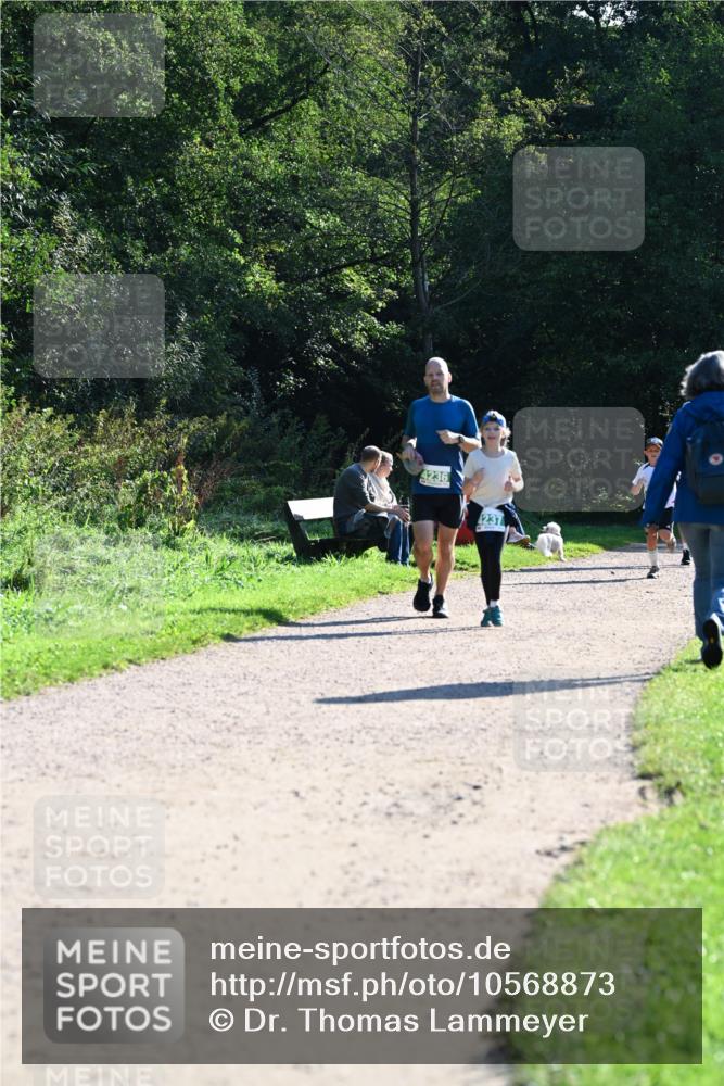 27.09.2026 - 35. Volkslauf durch das schöne Alstertal Dr. Thomas Lammeyer http://msf.ph/oto/10568873 27.09.2026 10:55:06 Laufen 4236, 237 meine-sportfotos.de